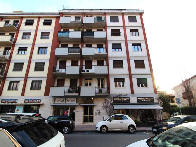 Appartamento in Vendita a Pisa, 229'000&euro;, 130 m², con Box