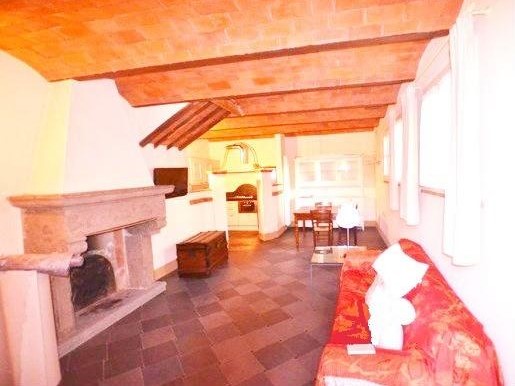 Quadrilocale in Affitto a Lucca, zona San Marco, 900&euro;, 80 m², arredato