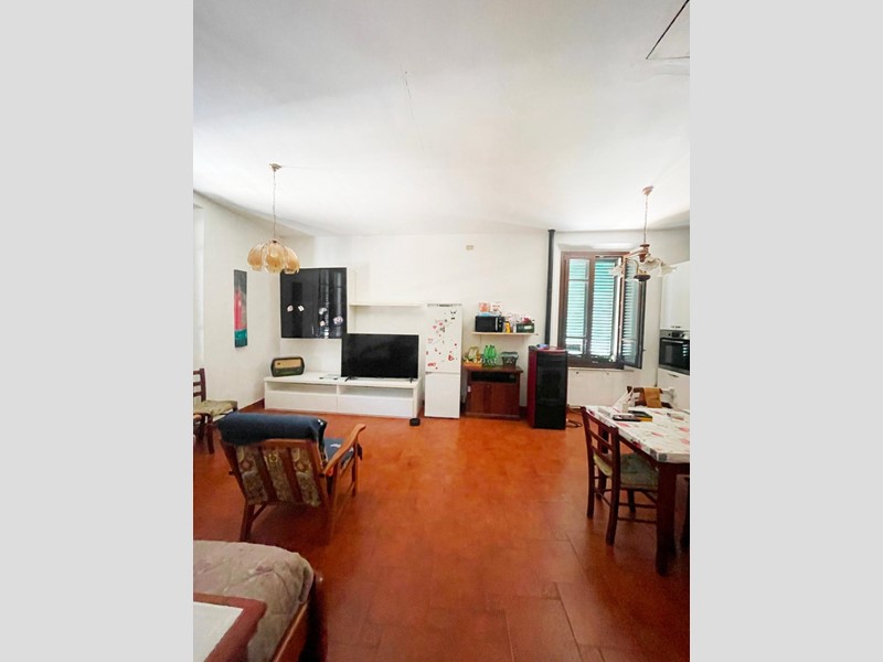 Appartamento in Vendita a Vicopisano, zona Uliveto Terme, 153'000&euro;, 122 m²