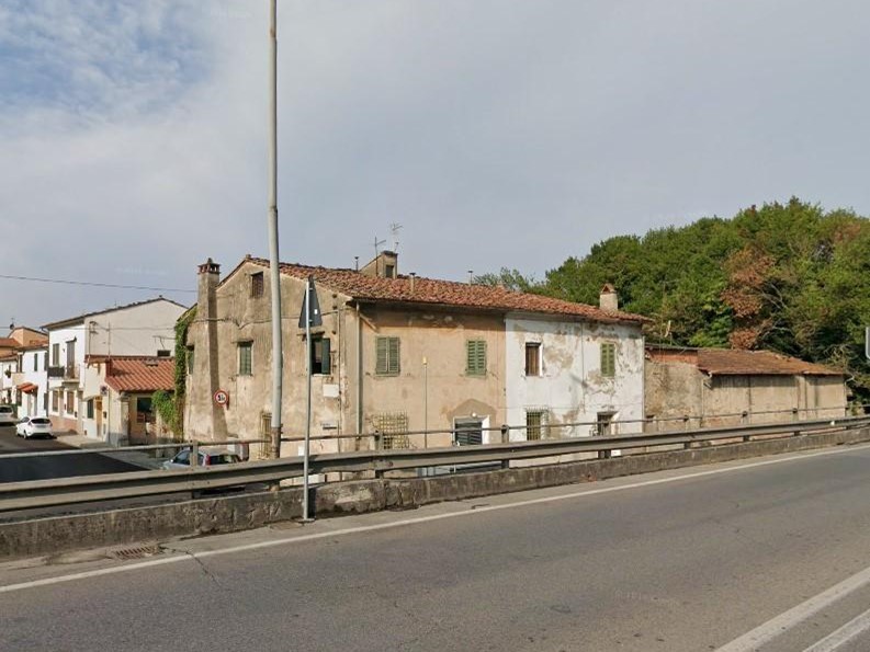 Quadrilocale in Vendita a Pisa, 45'750&euro;, 290 m²