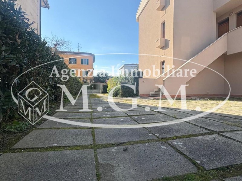 Quadrilocale in Vendita a Pontedera, 230'000&euro;, 110 m², arredato, con Box