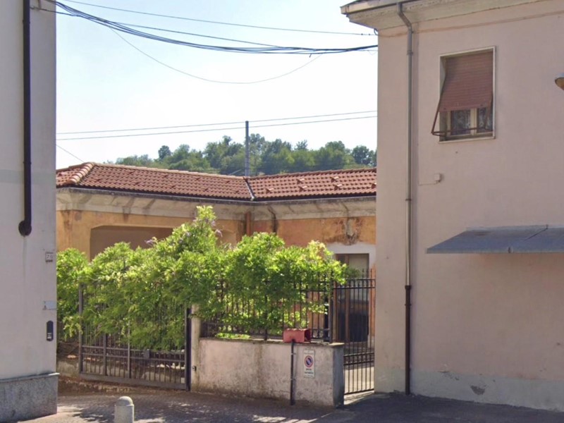 Appartamento in Vendita a Alessandria, 61'875&euro;, 132 m², con Box