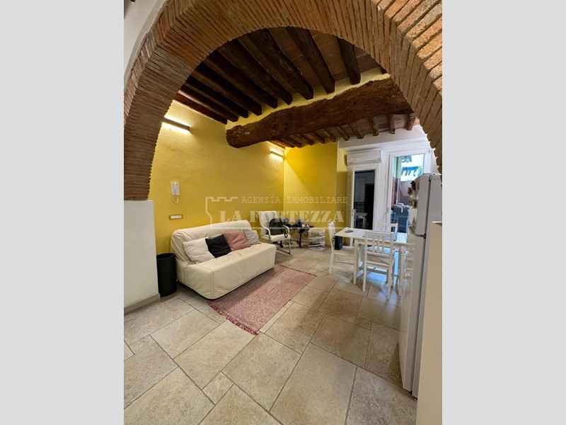Monolocale in Vendita a Pisa, 155'000&euro;, 45 m², arredato