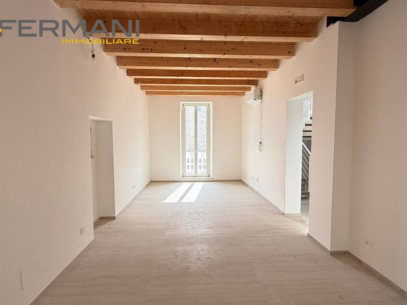 Quadrilocale in Vendita a Cupra Marittima, 380'000&euro;, 125 m²