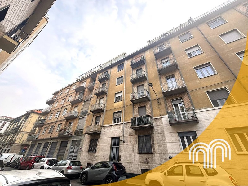 Trilocale in Vendita a Torino, 135'000&euro;, 85 m²