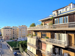 Appartamento in Vendita a Roma, 465'000&euro;, 133 m²