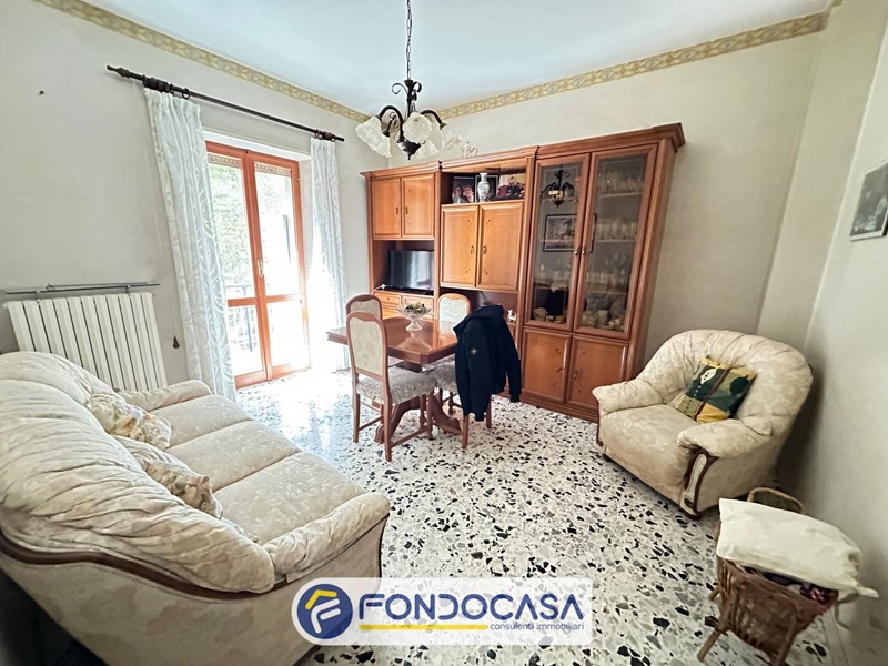 Trilocale in Vendita a Ascoli Piceno, 85'000&euro;, 78 m²