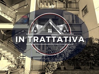 Trilocale in Vendita a Viggiù, 68'000&euro;, 73 m²
