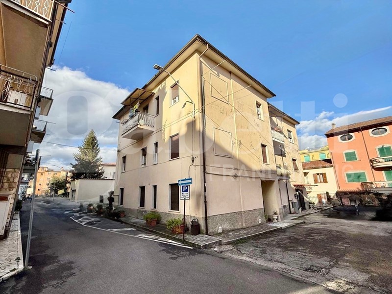 Quadrilocale in Vendita a Orte, 87'000&euro;, 90 m²
