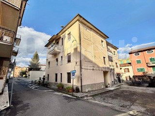 Quadrilocale in Vendita a Orte, 87'000&euro;, 90 m²