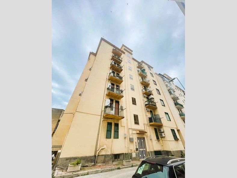 Trilocale in Vendita a Agrigento, 69'000&euro;, 91 m²