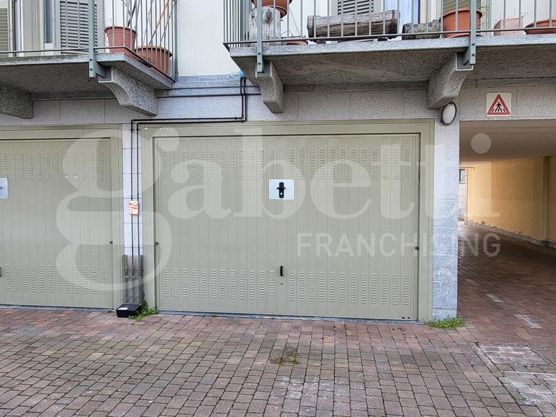 Bilocale in Vendita a Cisliano, 215'000&euro;, 77 m², con Box
