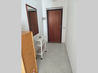 Trilocale in Vendita a Messina, 49'000&euro;, 76 m², arredato