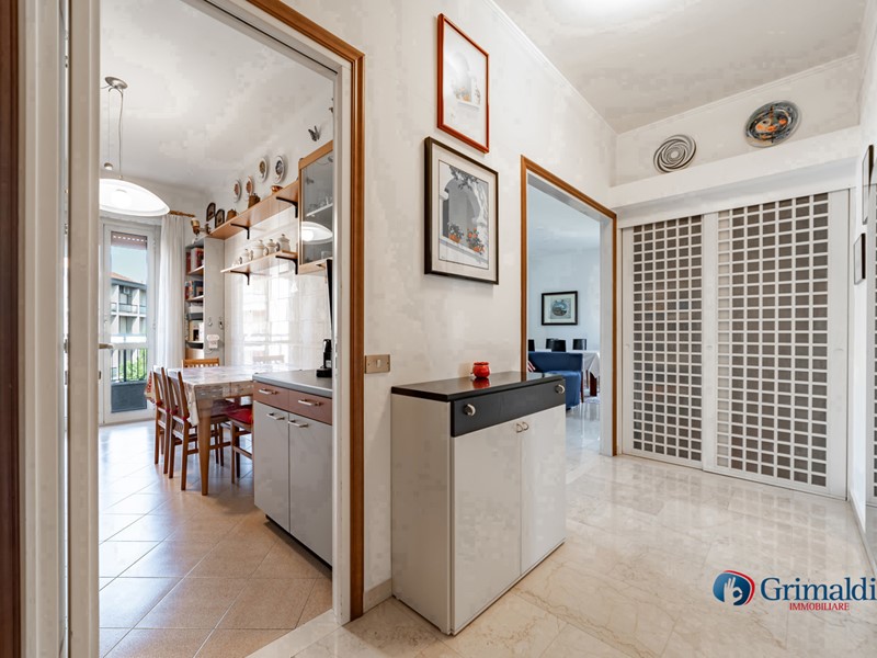 Appartamento in Vendita a Milano, 620'000&euro;, 150 m², con Box