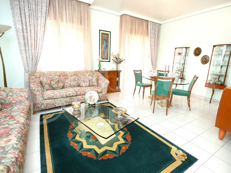 Appartamento in Vendita a Ragusa, 138'000&euro;, 150 m², con Box