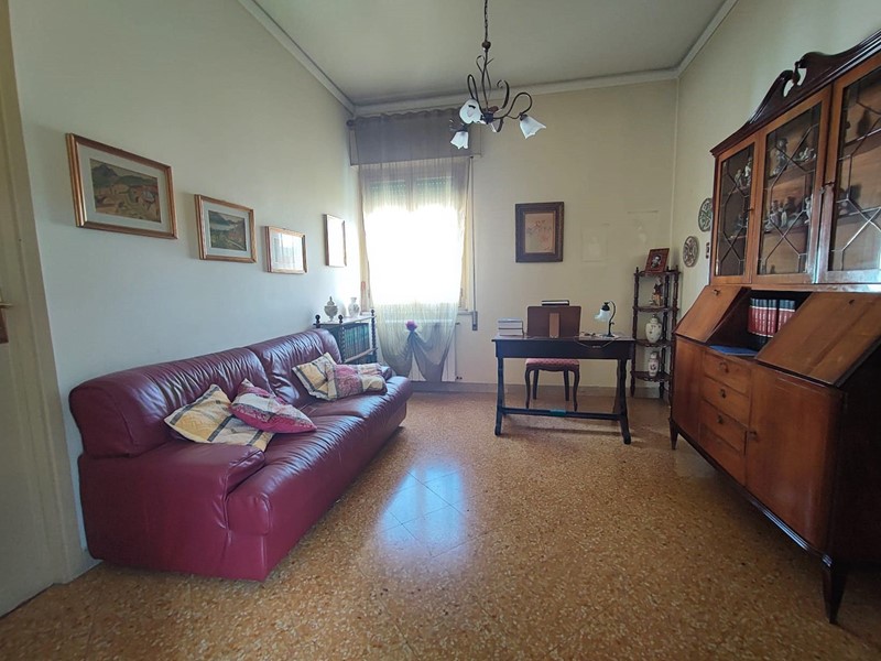 Appartamento in Vendita a Palermo, 315'000&euro;, 137 m²