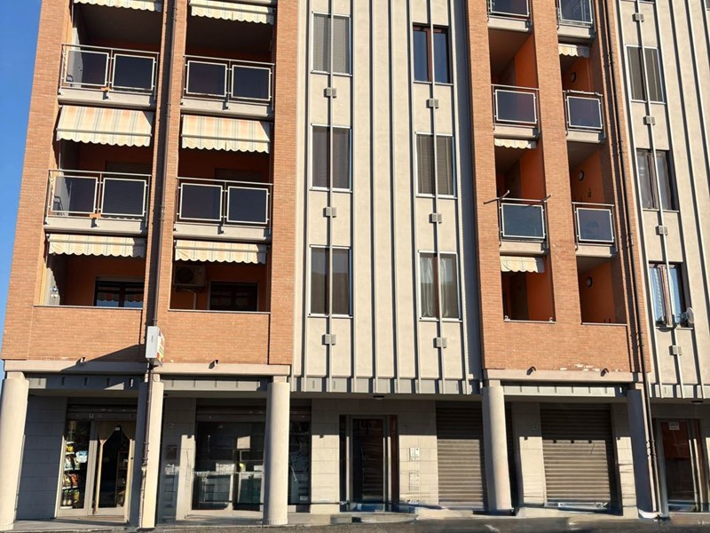 Bilocale in Vendita a Chivasso, 105'000&euro;, 60 m², arredato