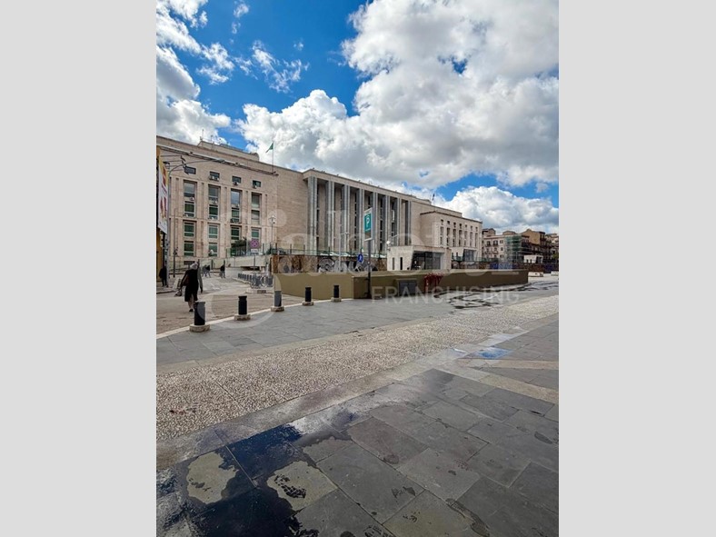 Appartamento in Vendita a Palermo, 21'000&euro;, 10 m²