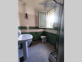 Quadrilocale in Vendita a Bagheria, 85'000&euro;, 96 m²