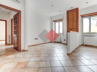 Trilocale in Vendita a Latina, 145'000&euro;, 100 m²