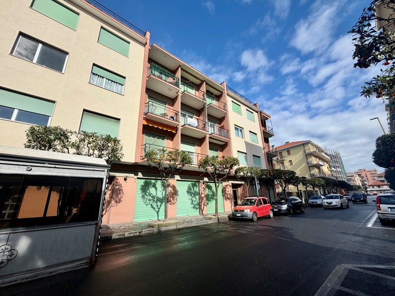 Quadrilocale in Vendita a Diano Marina, 295'000&euro;, 80 m²