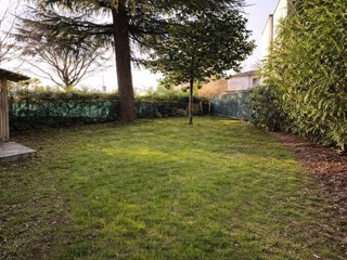 Appartamento in Vendita a Brescia, zona Urago Mella, 770'000&euro;, 655 m²