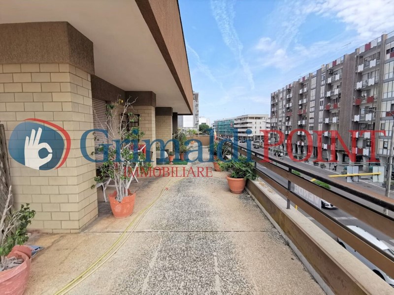 Appartamento in Vendita a Lecce, 230'000&euro;, 155 m²