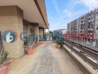 Appartamento in Vendita a Lecce, 230'000&euro;, 155 m²