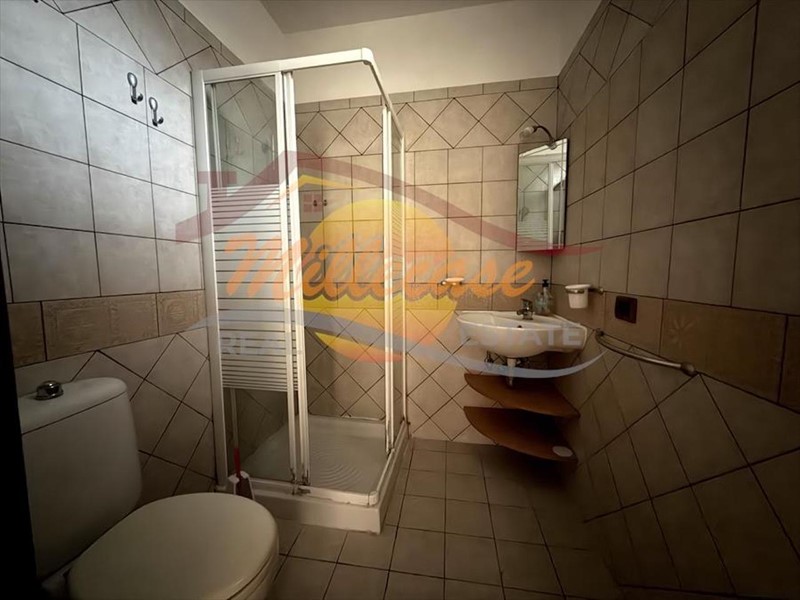 Quadrilocale in Vendita a Siracusa, zona Belvedere, 98'000&euro;, 115 m²