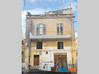 Bilocale in Vendita a Bagheria, 43'000&euro;, 80 m²