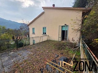 Quadrilocale in Vendita a Monterenzio, 72'750&euro;, 128 m²
