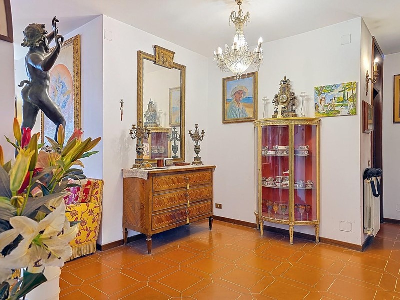 Attico in Vendita a Pisa, 500'000&euro;, 320 m²
