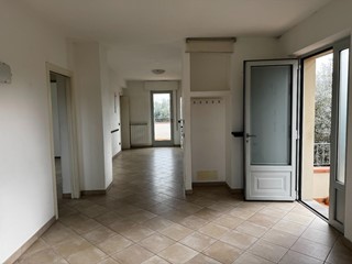 Quadrilocale in Vendita a Lucca, zona San Cassiano a Vico, 220'000&euro;, 80 m²