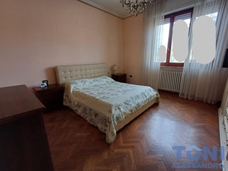 Attico in Vendita a Empoli, 430'000&euro;, 160 m², con Box