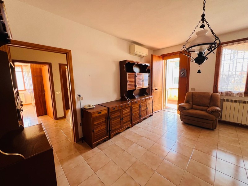 Trilocale in Vendita a Montescudaio, 158'000&euro;, 70 m², arredato, con Box