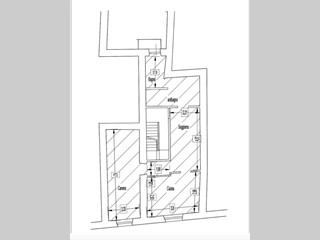 Trilocale in Vendita a Carrara, 65'000&euro;, 55 m²