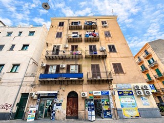Quadrilocale in Vendita a Palermo, 80'000&euro;, 53 m²