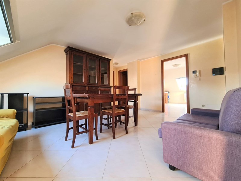 Trilocale in Affitto a Catanzaro, 600&euro;, 90 m²