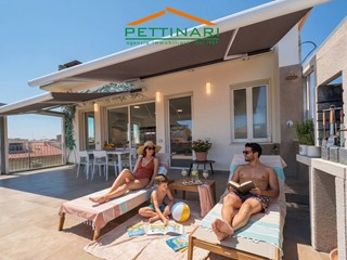 Attico in Vendita a Porto Recanati, 420'000&euro;, 104 m²