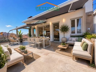 Attico in Vendita a Porto Recanati, 390'000&euro;, 104 m²