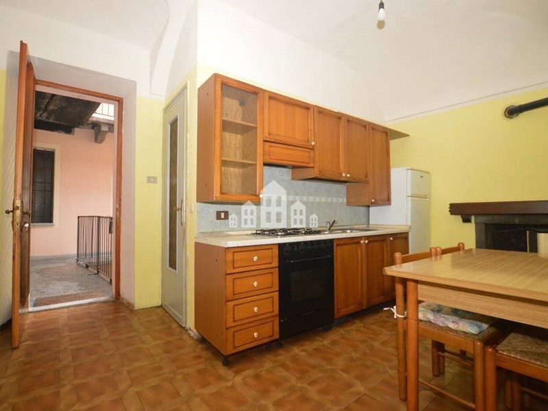 Bilocale in Vendita a Castellamonte, 27'000&euro;, 30 m²