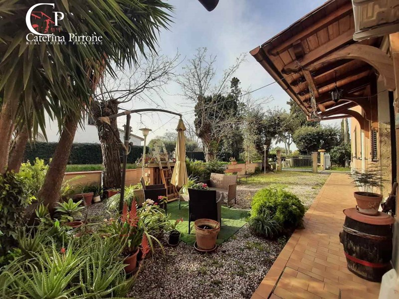 Quadrilocale in Vendita a Rosignano Marittimo, 210'000&euro;, 147 m²