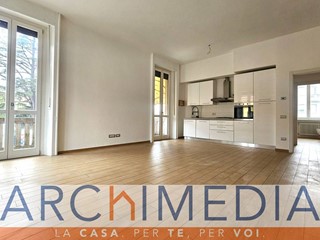 Trilocale in Affitto a Malnate, 850&euro;, 86 m²