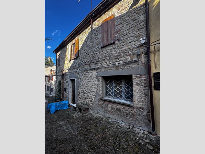 Quadrilocale in Vendita a Penna San Giovanni, 50'000&euro;, 110 m²