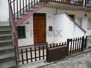 Trilocale in Vendita a Lama dei Peligni, 41'000&euro;, 64 m²