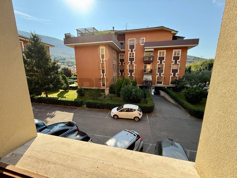 Quadrilocale in Affitto a Prato, 1'250&euro;, 130 m²