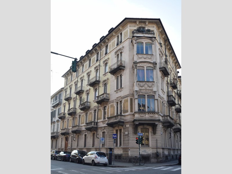 Attico in Vendita a Torino, 155'000&euro;, 45 m²