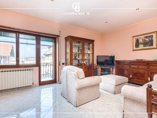 Trilocale in Vendita a Ciampino, 219'000&euro;, 98 m²