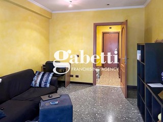 Bilocale in Vendita a Roma, 215'000&euro;, 70 m²