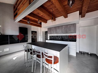 Bilocale in Vendita a Oleggio Castello, 139'000&euro;, 85 m², arredato